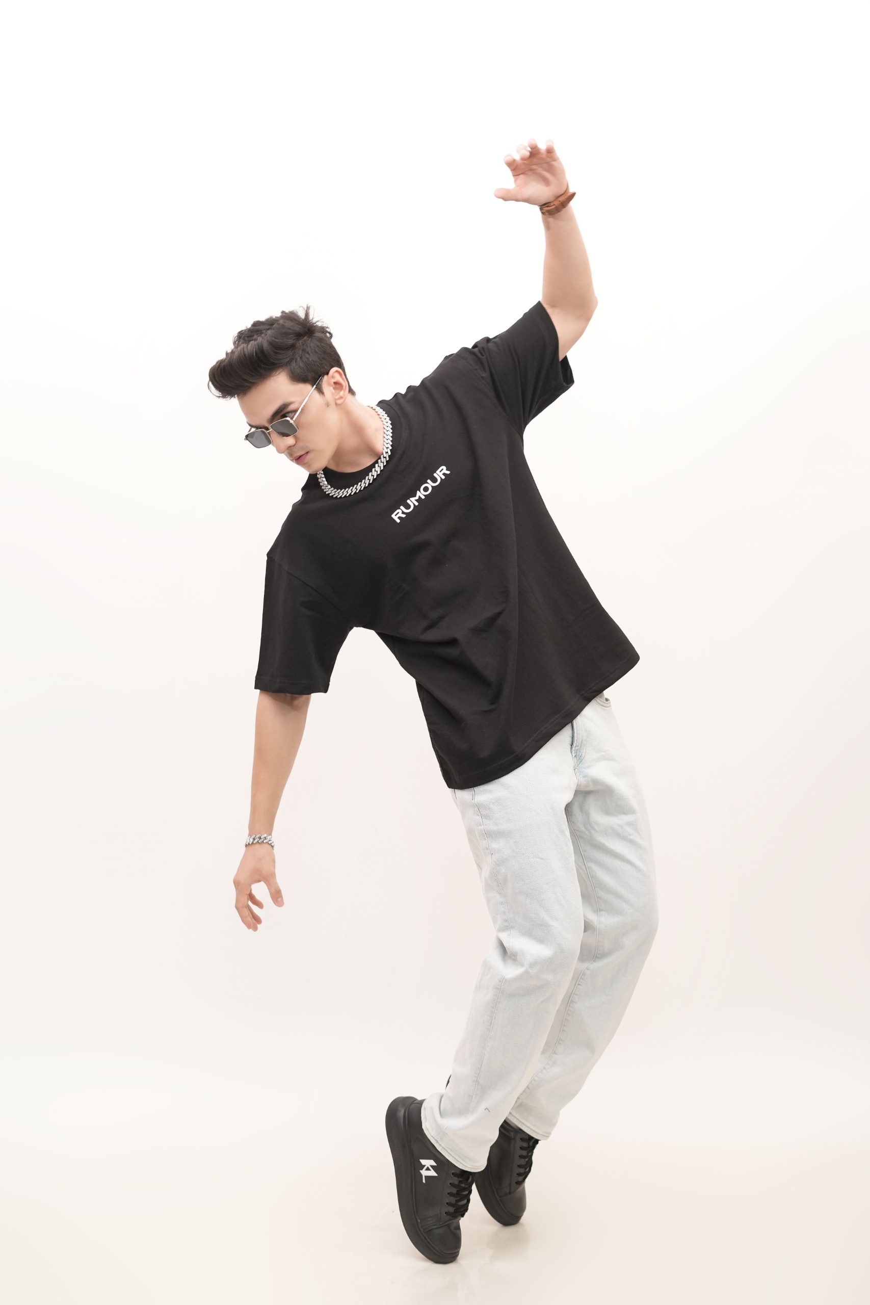 Black Loose Fit T-Shirt - Image 3